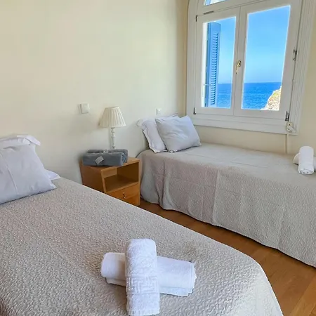 Bed & Breakfast Boutique By The Sea *