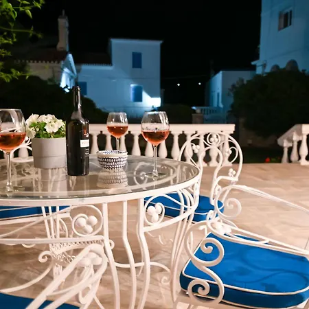 Boutique By The Sea * Ándros